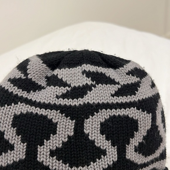 Lululemon wool hat with brim - Picture 4 of 4